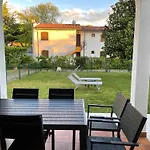 Anima - Ca Delle Rose, Piazza Mazzini, & 2 Parkings Apartman *